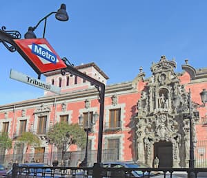 Estación de metro de Tribunal