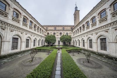 Monasterio de San Antonio el Real