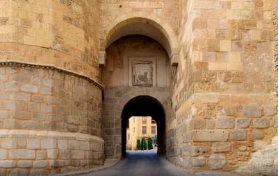 Puerta de San Andrés